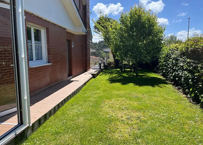 En Con Jardin Kwatera prywatna Boó de Piélagos